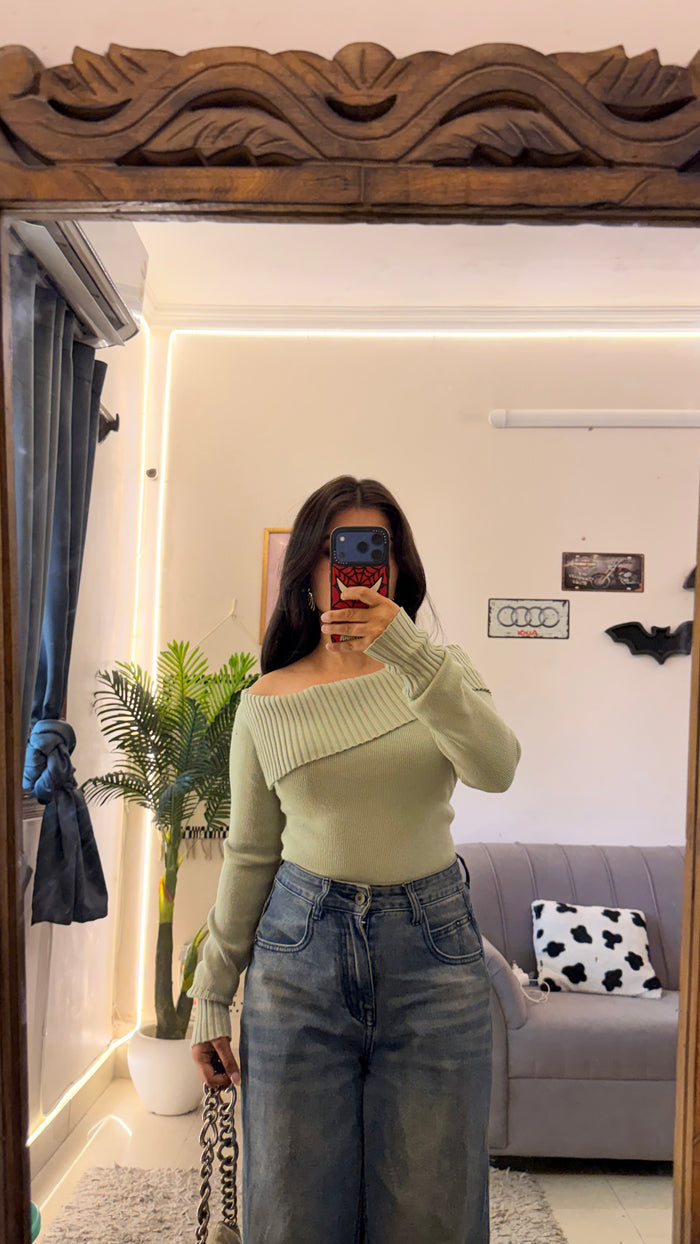 99 cute top  32-36bust