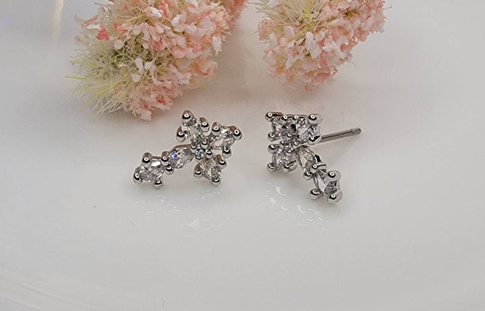 CROSS POST EARRINGS Silver