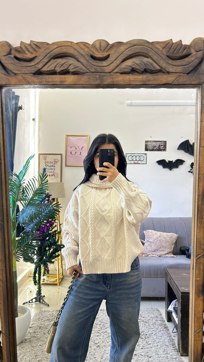 Cute sweater M-L