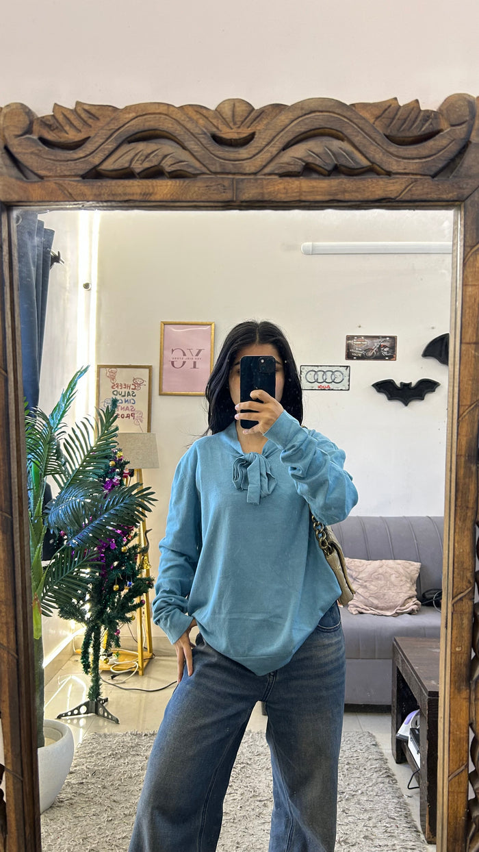 Cute sweater S-M