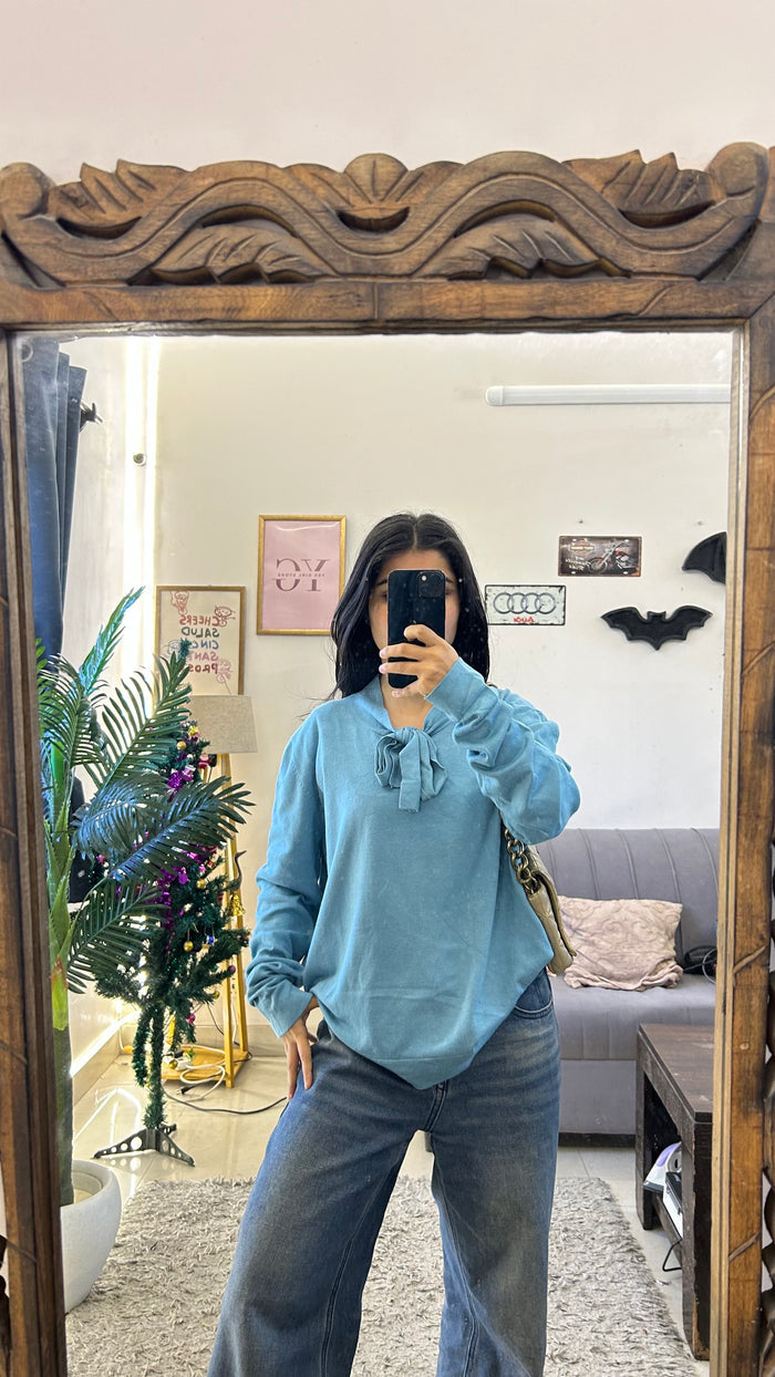 Cute sweater S-M