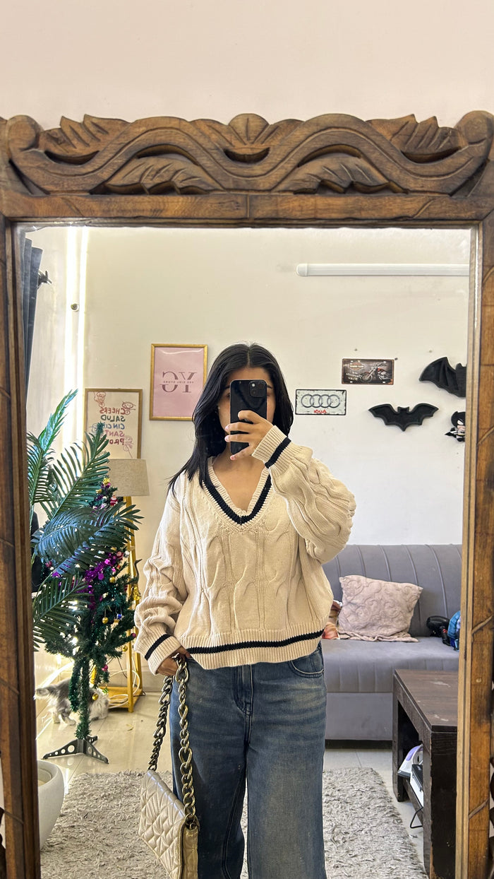 Cute sweater S