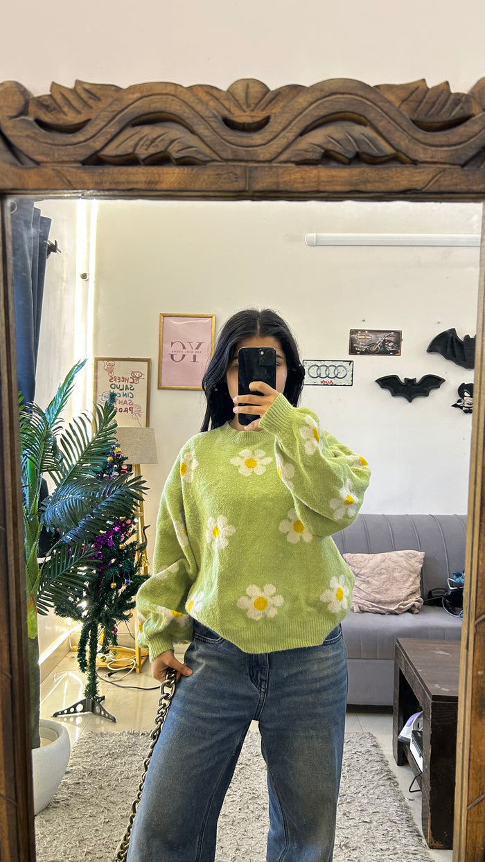 Cute Sweater thrifted S