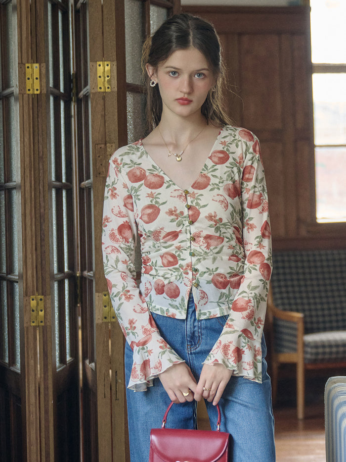 【Final Sale】Juliette V-Neck Guava Pattern Blouse