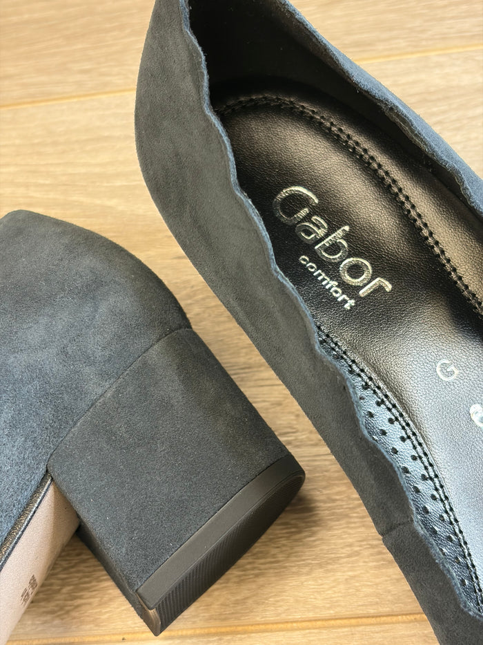 Gabor - Navy Court Shoe