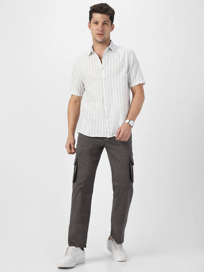 Men's Dark Grey Regular Fit Solid Cargo Chino Pant with 6 Pockets