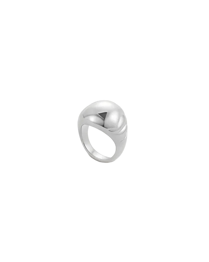Nelle Ring