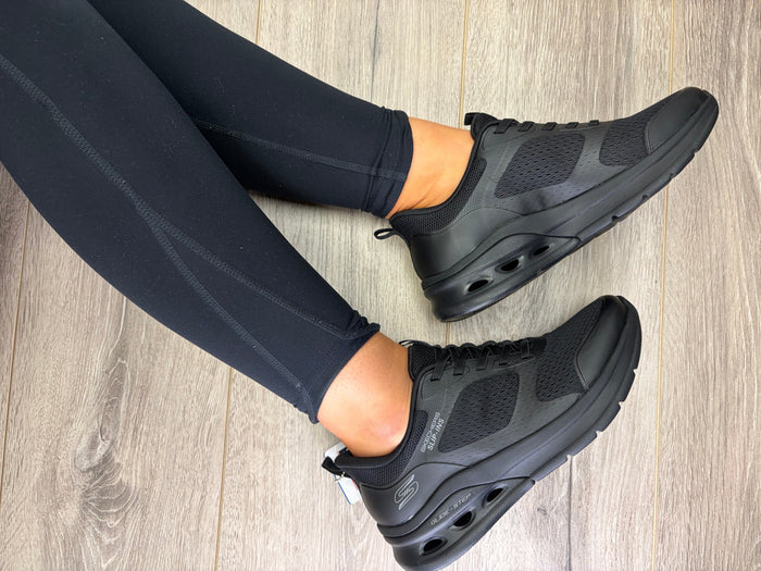 Skechers - Black Slip-In Trainer