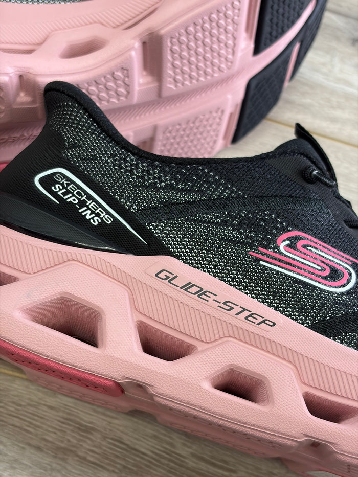 Skechers - Black/Pink Slip-In Trainer