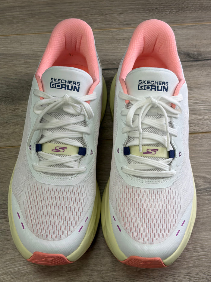 Skechers - White Mix Slip-In Trainer