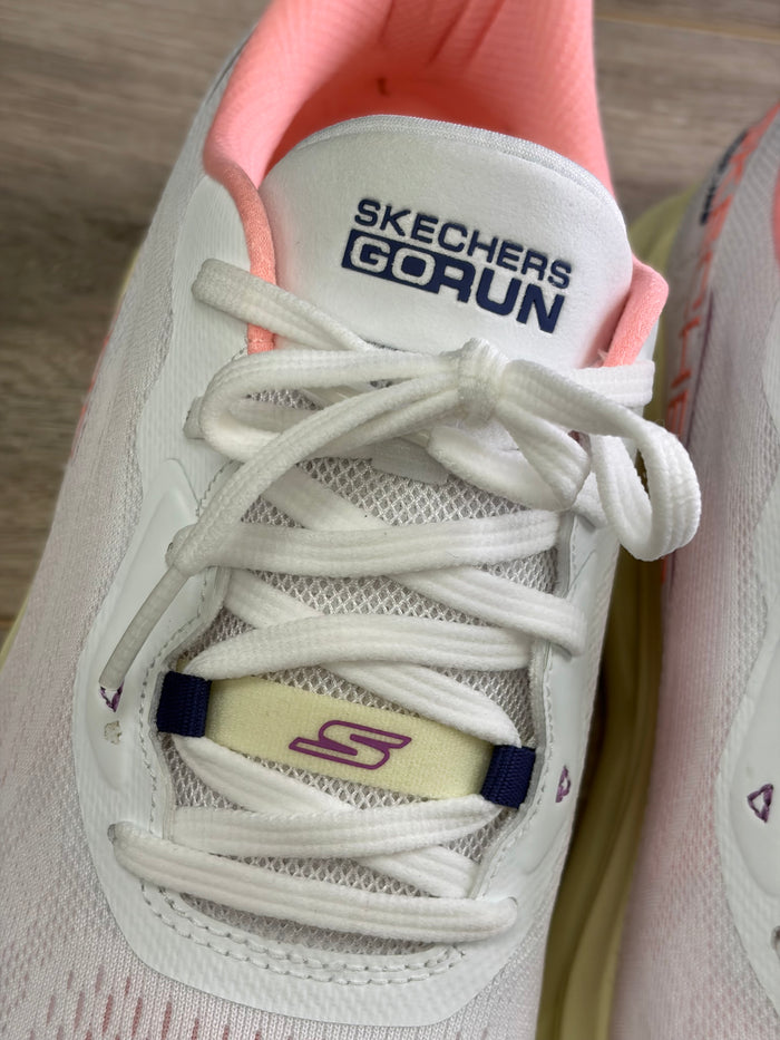 Skechers - White Mix Slip-In Trainer
