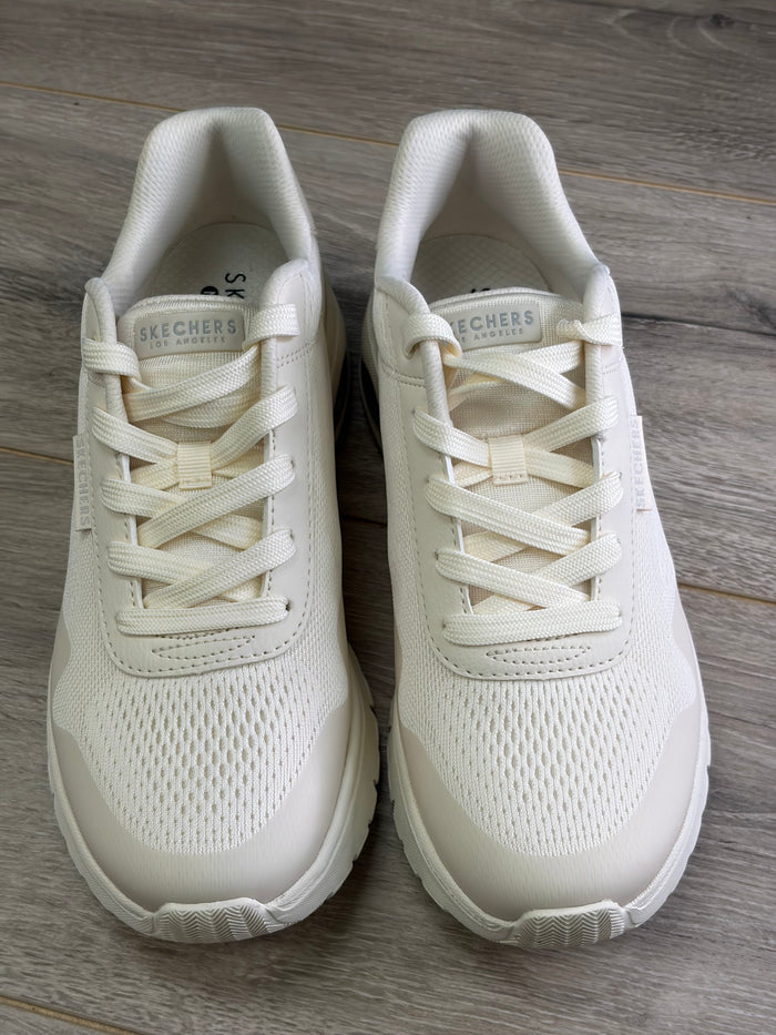 Skechers - White Trainer