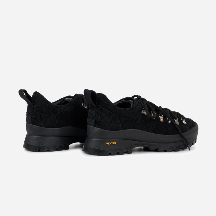 UTB TRAINER - BLACK