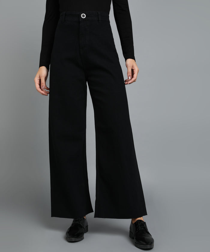 Women's Black Wide Leg Fit Washed Jeans