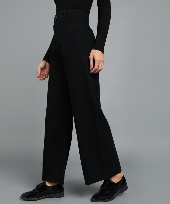 Women's Black Wide Leg Fit Washed Jeans
