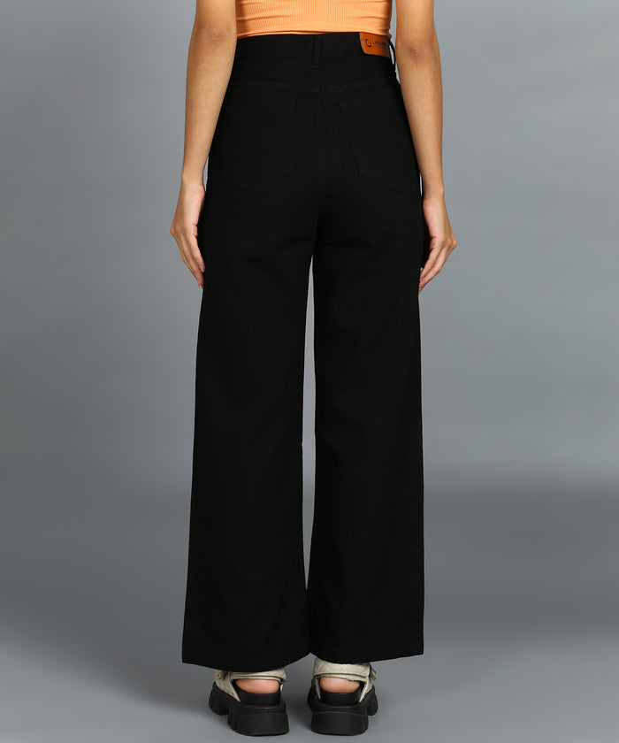 Women's Black Wide Leg Fit Washed Jeans