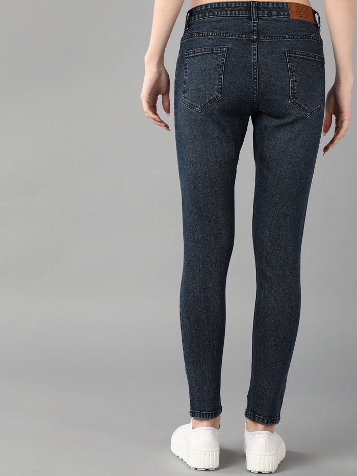 Women's Blue Torn/Mild Distressed Skinny Fit Washed Jeans