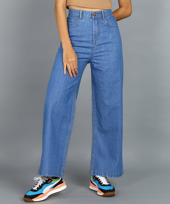Women's Light Blue Wide Leg Fit Washed Jeans