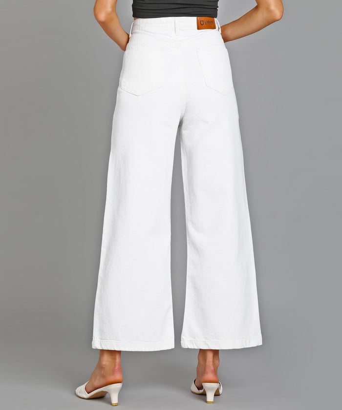 Women's White Wide Leg Fit Washed Jeans