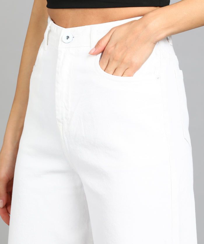 Women's White Wide Leg Fit Washed Jeans